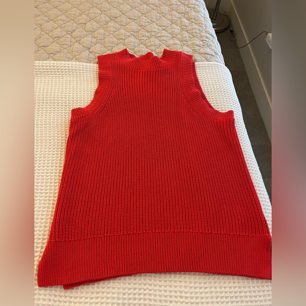 525 America Vibrant Red Knit Sleeveless Top
